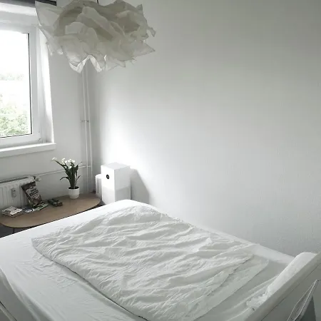 Female Dormitory With Vegan Breakfast